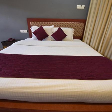 Hotel King Park Pondicherry Ngoại thất bức ảnh