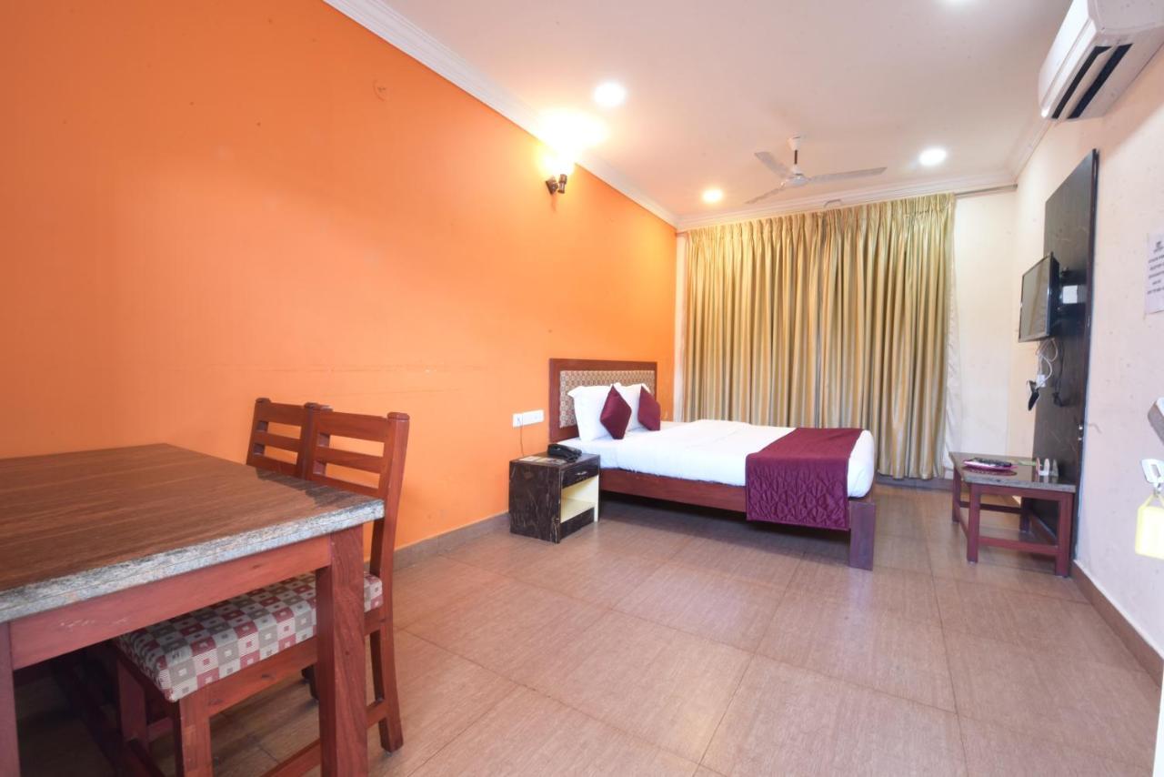 Hotel King Park Pondicherry Ngoại thất bức ảnh